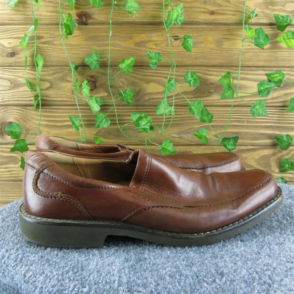 Ecco Men's  Loafer Brown Leather Size 43M‎ Gently Used 2025
